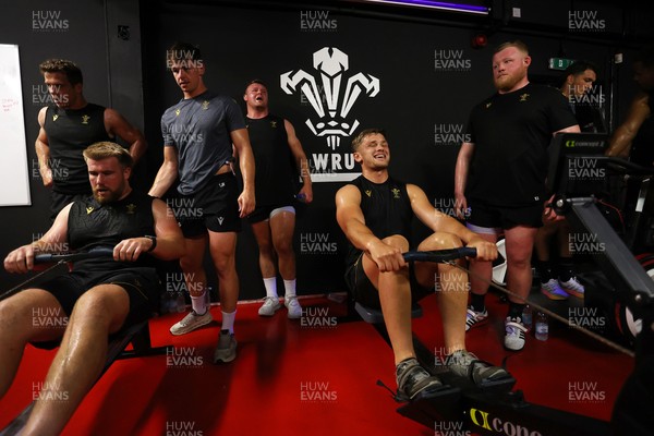230625 - Wales Rugby Training in the heat chamber - Garyn Phillips and Alex Mann during training