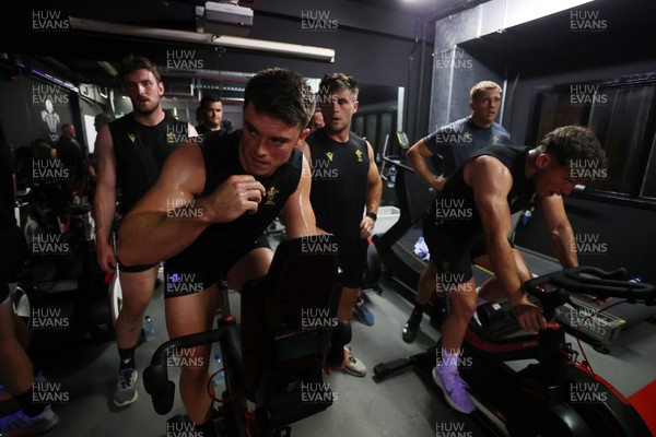 230625 - Wales Rugby Training in the heat chamber - Reuben Morgan-Williams and Dan Edwards during training