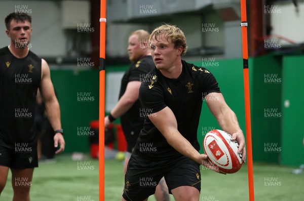 230625 - Wales Rugby Training in the heat chamber - Blair Murray during training