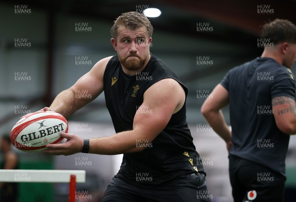 230625 - Wales Rugby Training in the heat chamber - Garyn Phillips during training