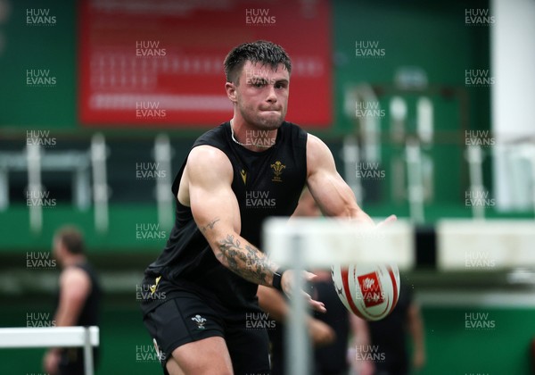 230625 - Wales Rugby Training in the heat chamber - Joe Roberts during training