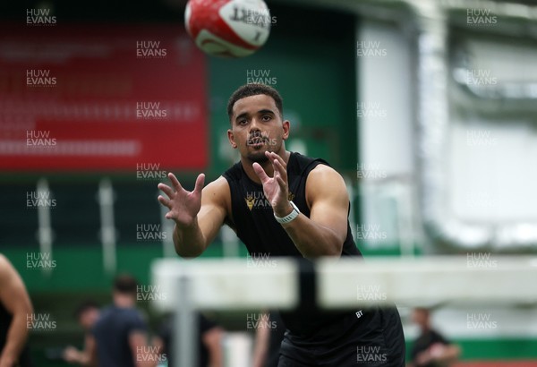 230625 - Wales Rugby Training in the heat chamber - Ben Thomas during training