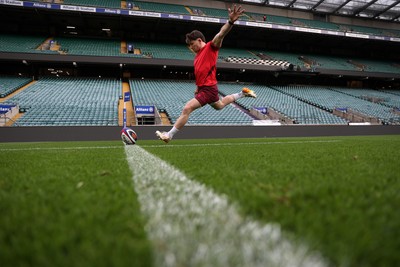 060226 - Wales Rugby kicking session at Twickenham ahead of their first Six Nations game against England - Dan Edwards during training