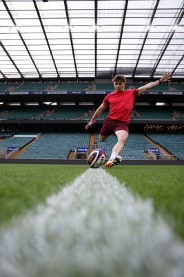 060226 - Wales Rugby kicking session at Twickenham ahead of their first Six Nations game against England - Dan Edwards during training