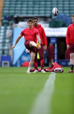 060226 - Wales Rugby kicking session at Twickenham ahead of their first Six Nations game against England - Dan Edwards during training