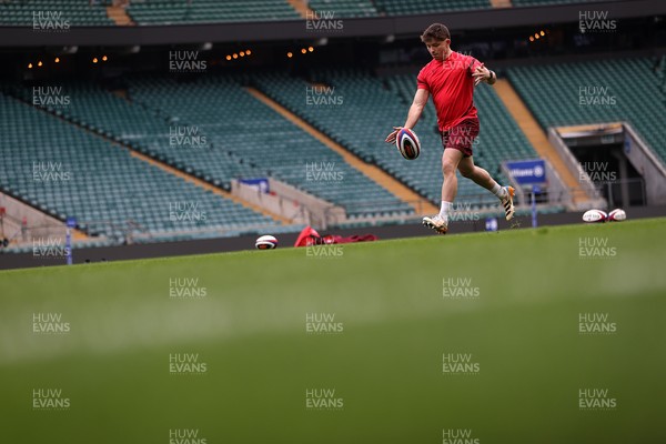 060226 - Wales Rugby kicking session at Twickenham ahead of their first Six Nations game against England - Dan Edwards during training