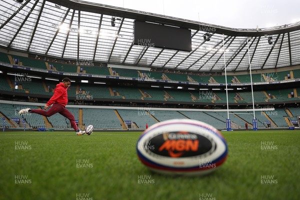 060226 - Wales Rugby kicking session at Twickenham ahead of their first Six Nations game against England - Ben Thomas during training