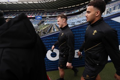 070325 - Wales Rugby Kickers Session at Murrayfield ahead of their 6 Nations game against Scotland tomorrow - Jarrod Evans during training