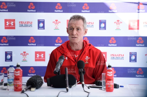 010218 - Wales Rugby Media Interviews - Rob Howley talks to media