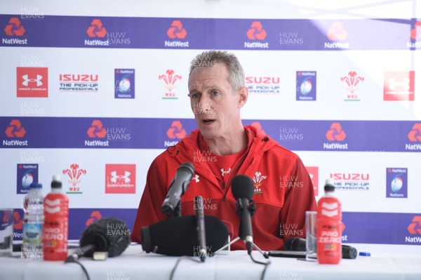 010218 - Wales Rugby Media Interviews - Rob Howley talks to media