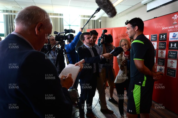 030815 - Wales Rugby Media Interviews -Mike Phillips talks to media