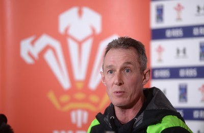 040215 - Wales Rugby Media Interviews -Rob Howley talks to media