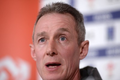 040215 - Wales Rugby Media Interviews -Rob Howley talks to media