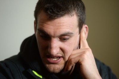 040215 - Wales Rugby Media Interviews -Sam Warburton talks to media