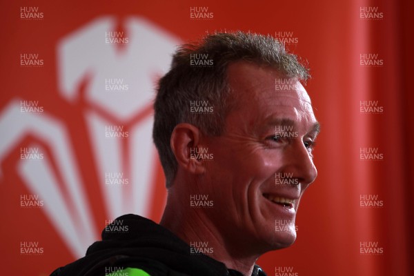 050315 - Wales Media Interviews - Rob Howley talks to the press