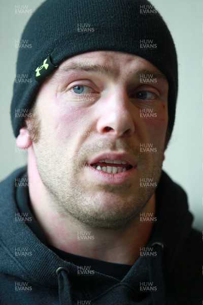 050315 - Wales Media Interviews - Alun Wyn Jones talks to the press