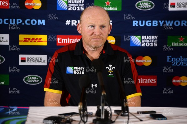 111015 - Wales Rugby Media Interviews -Neil Jenkins talks to media