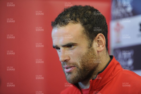 131112 - Wales Rugby Media Interviews -James Roberts talks to reporters