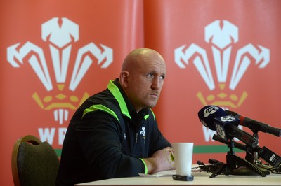 131114 - Wales Rugby Media Interviews -Shaun Edwards talks to media