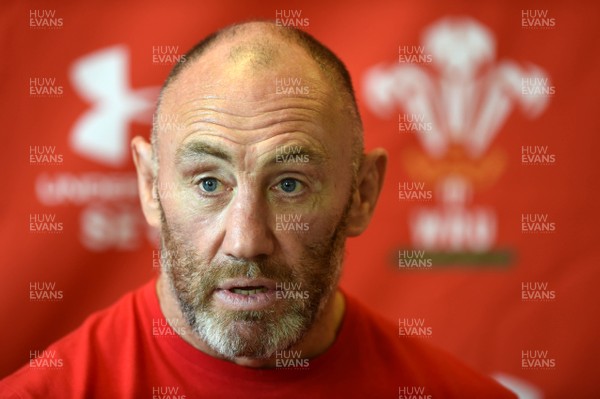 131118 - Wales Rugby Media Interviews - Robin McBryde talks to media