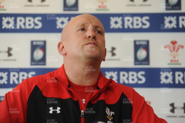 180213 - Wales Rugby Media Interviews -Shaun Edwards talks to reporters