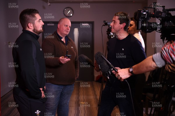 201117 - Wales Rugby Media Interviews - Wyn Jones talks to media