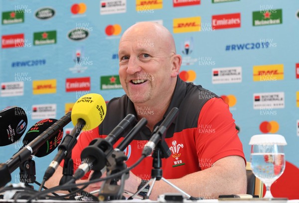 221019 - Wales Rugby Media Interviews - Shaun Edwards talks to media