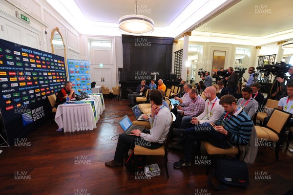 230915 - Wales Rugby World Cup Media Interviews -Rob Howley talks to media