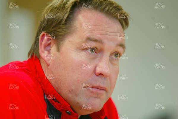 240803 - Wales Rugby Media Interviews - Steve Hansen during today's press conference, following defeat at the hands of England