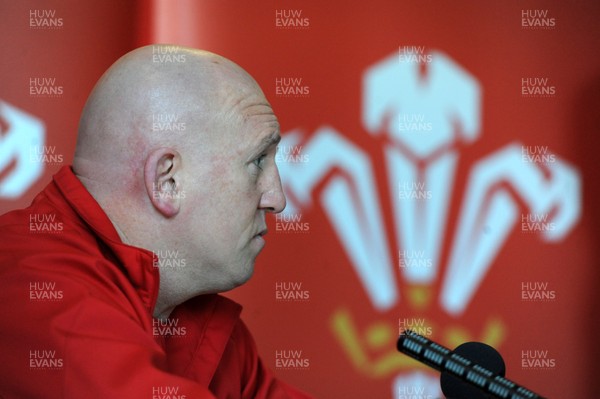 251113 - Wales Rugby Media Interviews -Shaun Edwards talks to reporters