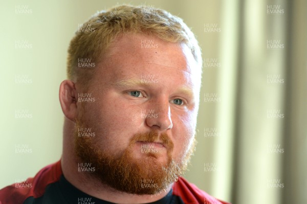 280915 - Wales Rugby Media Interviews -Samson Lee talks to media