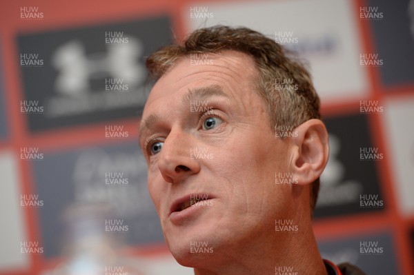 281113 - Wales Rugby Media Interviews -Rob Howley talks to reporters