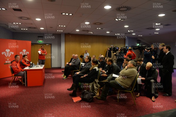 281113 - Wales Rugby Media Interviews -Rob Howley and Sam Warburton (R) talk to reporters