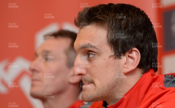 281113 - Wales Rugby Media Interviews -Rob Howley and Sam Warburton (R) talk to reporters