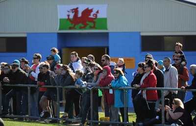 04.09.11 - Wales Rugby Training - Fans look on during an open training. 