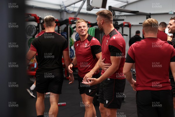 290923 - Wales Rugby return to training after their break from the Rugby World Cup - Gareth Anscombe during training