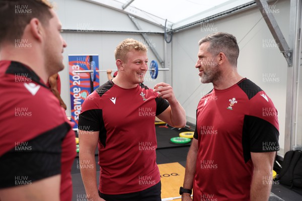 290923 - Wales Rugby return to training after their break from the Rugby World Cup - Jac Morgan and Physio Ben Stirling