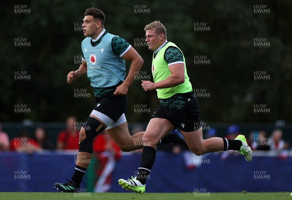 290923 - Wales Rugby hold an Open Training Session - Dafydd Jenkins and Jac Morgan during training