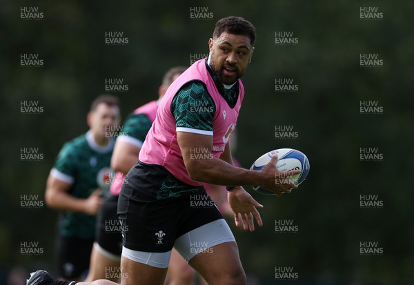 290923 - Wales Rugby hold an Open Training Session - Taulupe Faletau during training