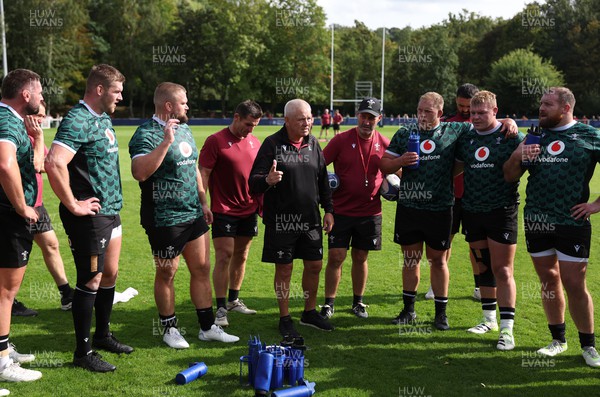 290923 - Wales Rugby hold an Open Training Session - Head Coach Warren Gatland during training