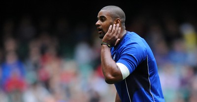 29.10.10 - Wales Rugby Training - Aled Brew during training. 