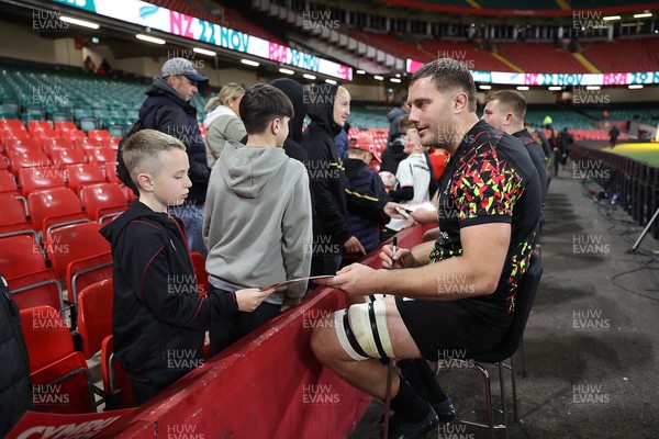 291025 - Wales Rugby Open Training - Ben Carter during fan signing