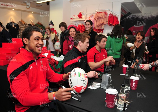 070312- Wales Rugby Players Signing Session Wales Players Ryan Jones, Jonathan Davies and Toby Faletau, meet fans and sign autographs at the Cardiff Arms Shop and Bar