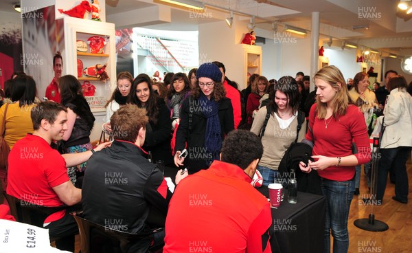 070312- Wales Rugby Players Signing Session Wales Players Ryan Jones, Jonathan Davies and Toby Faletau, meet fans and sign autographs at the Cardiff Arms Shop and Bar