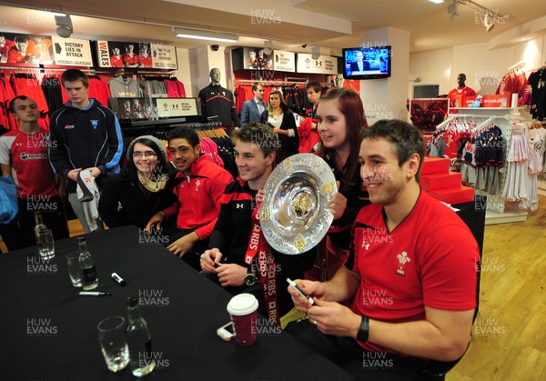 070312- Wales Rugby Players Signing Session Wales Players Ryan Jones, Jonathan Davies and Toby Faletau, meet fans and sign autographs at the Cardiff Arms Shop and Bar