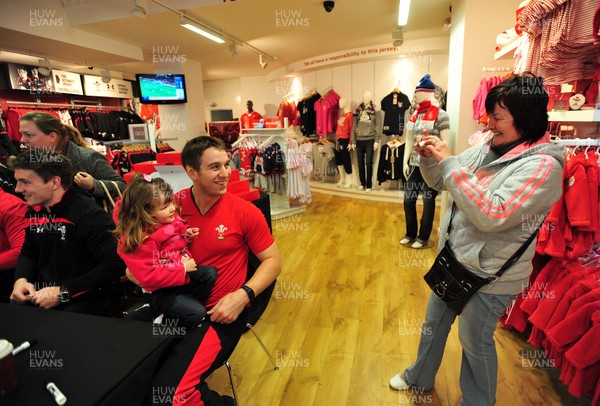 070312- Wales Rugby Players Signing Session Wales Players Ryan Jones, Jonathan Davies and Toby Faletau, meet fans and sign autographs at the Cardiff Arms Shop and Bar