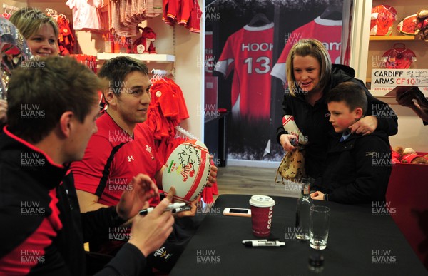 070312- Wales Rugby Players Signing Session Wales Players Ryan Jones, Jonathan Davies and Toby Faletau, meet fans and sign autographs at the Cardiff Arms Shop and Bar
