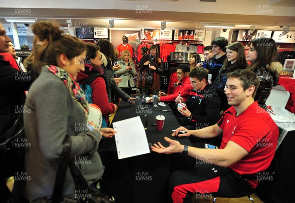 070312- Wales Rugby Players Signing Session Wales Players Ryan Jones, Jonathan Davies and Toby Faletau, meet fans and sign autographs at the Cardiff Arms Shop and Bar