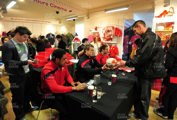 070312- Wales Rugby Players Signing Session Wales Players Ryan Jones, Jonathan Davies and Toby Faletau, meet fans and sign autographs at the Cardiff Arms Shop and Bar