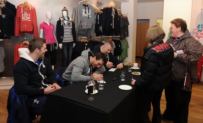 19.02.11 - Wales Rugby Players Signing Session - Wales players Dan Lydiate, Sam Warburton and John Yapp meet fans during a signing session at the Cardiff Arms Shop and Bar. 